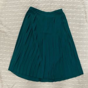 Pleated midi skirt